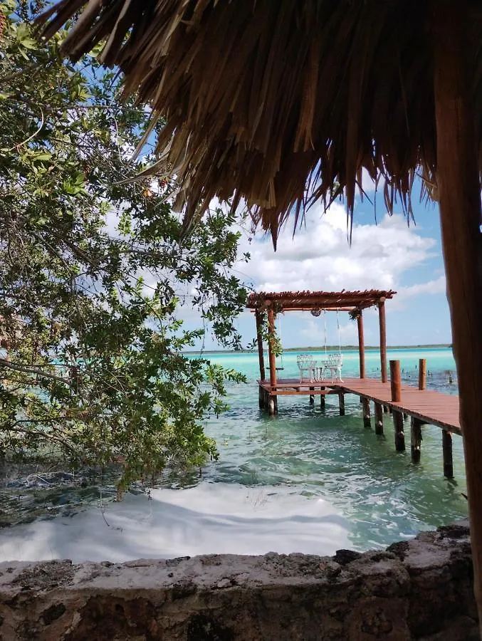 Bego'S Lagoon House. Free Kayaks And Bikes Bacalar 0*,